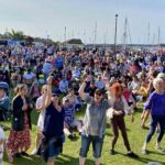 Ticket to Ryde crowds